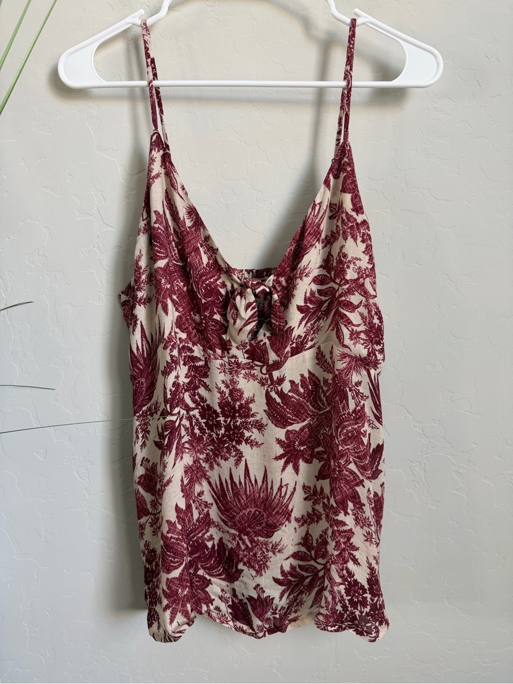 NWT Chaser Y2K Tapestry Floral Cami Tank Top Size Large